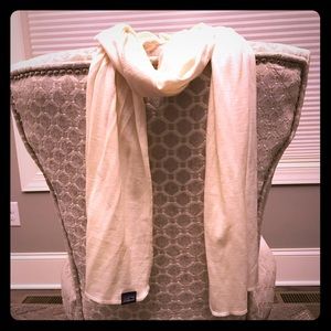 Patagonia women’s scarf